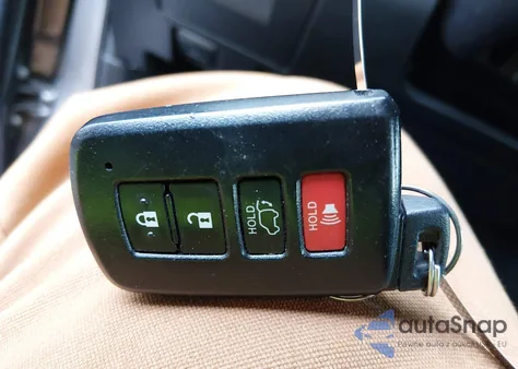 2019 Toyota Highlander Xle from USA, damaged, VIN 5TDKZRFH9KS551012